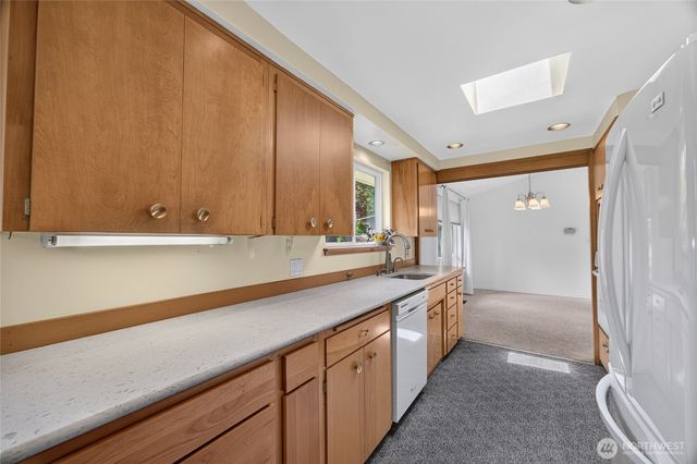 2015 152nd Place SE, Bellevue, WA 98007