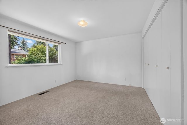 2015 152nd Place SE, Bellevue, WA 98007
