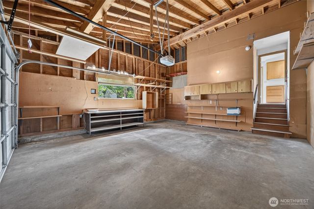 2015 152nd Place SE, Bellevue, WA 98007