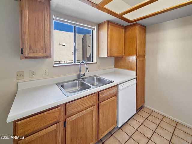 65 VERDE VALLEY SCHOOL Road E23, Sedona, AZ 86351