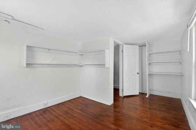 16 WHITE CLAY DR, Newark, DE 19711
