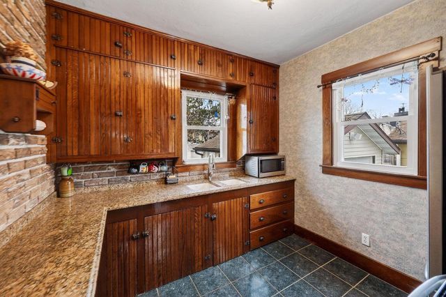 218 E Pleasant Street, Portage, WI 53901