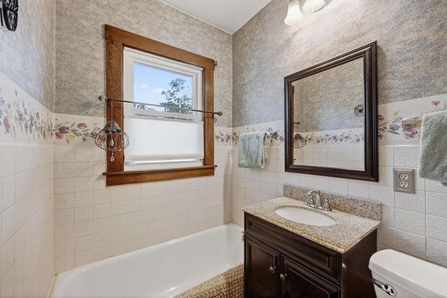 218 E Pleasant Street, Portage, WI 53901