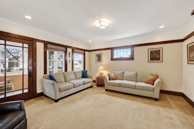 218 E Pleasant Street, Portage, WI 53901