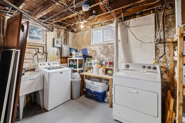 218 E Pleasant Street, Portage, WI 53901