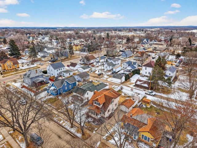 218 E Pleasant Street, Portage, WI 53901