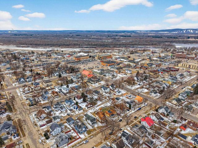 218 E Pleasant Street, Portage, WI 53901