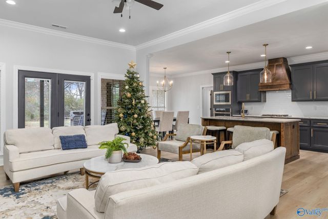 138 Deer Run Circle, Rogersville, AL 35652