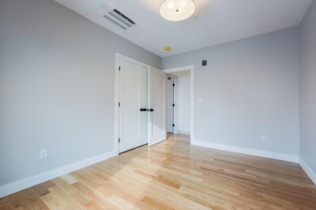 68 Rowe Street Unit1, Boston, MA 02131
