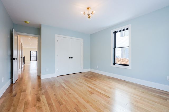 68 Rowe Street Unit1, Boston, MA 02131