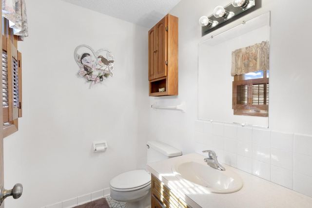 1054 Naumkeag Street S, Shakopee, MN 55379