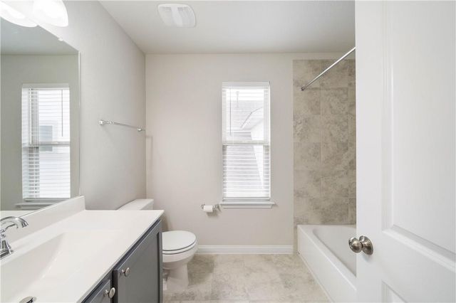 8208 Cottage Rose DR, Austin, TX 78744