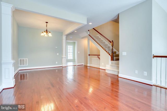 2159 OBERLIN DR, Woodbridge, VA 22191