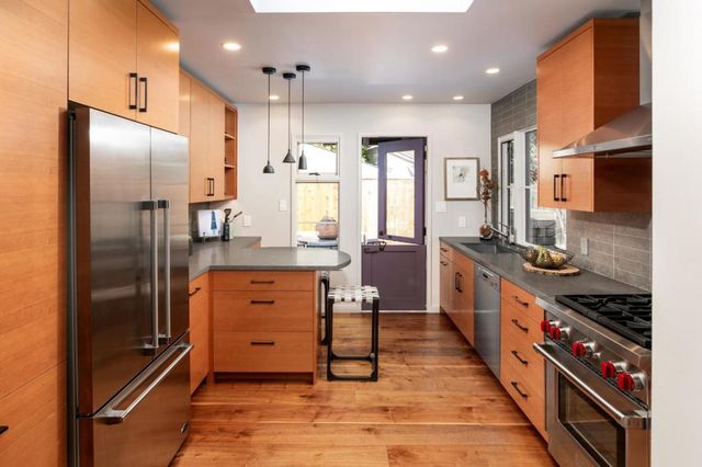 413 Gilbert Avenue, Menlo Park, CA 94025