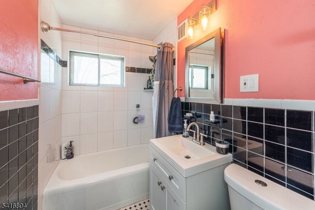 26 Green Rd, Mine Hill Twp., NJ 07803