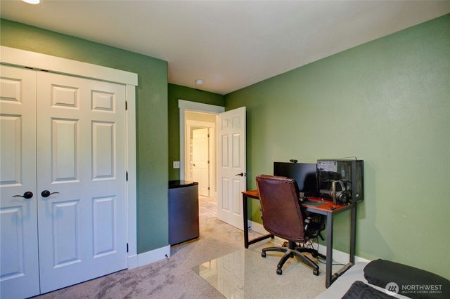 18033 3rd Avenue NE, Arlington, WA 98223