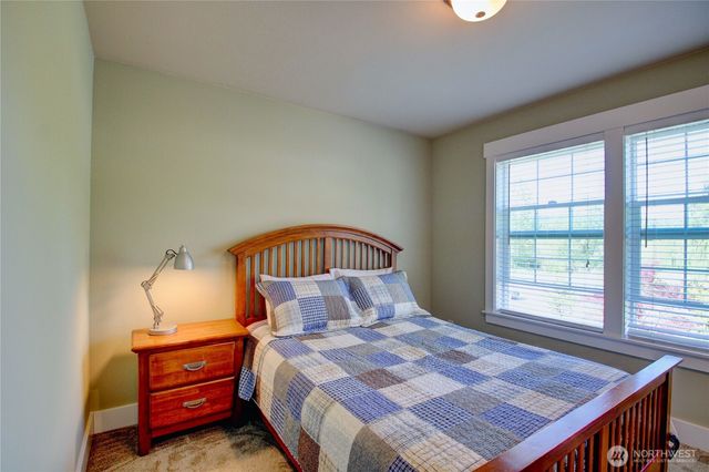 18033 3rd Avenue NE, Arlington, WA 98223