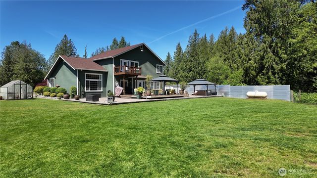 18033 3rd Avenue NE, Arlington, WA 98223