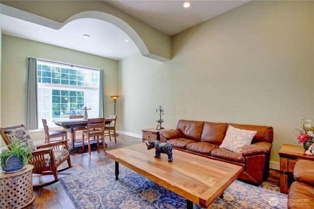 18033 3rd Avenue NE, Arlington, WA 98223