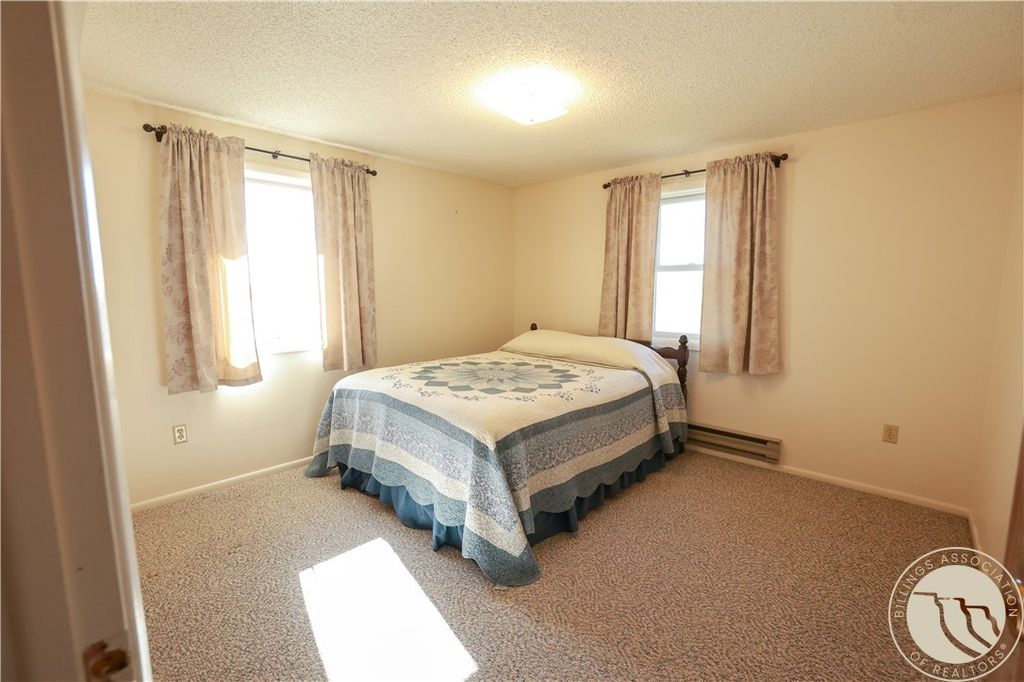 322 N Dent Avenue, Broadus, MT 59317 photo 3