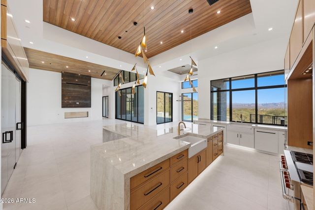 16025 N RINGTAIL Trail, Fountain Hills, AZ 85268