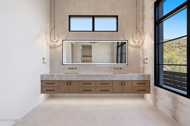 16025 N RINGTAIL Trail, Fountain Hills, AZ 85268