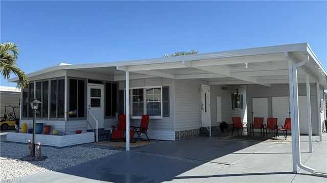 132 Nicklaus BLVD, North Fort Myers, FL 33903