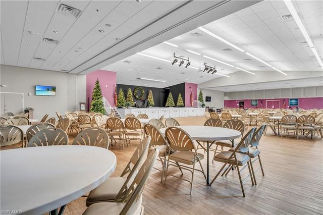 132 Nicklaus BLVD, North Fort Myers, FL 33903