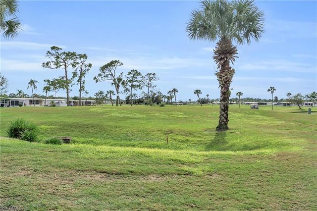 132 Nicklaus BLVD, North Fort Myers, FL 33903