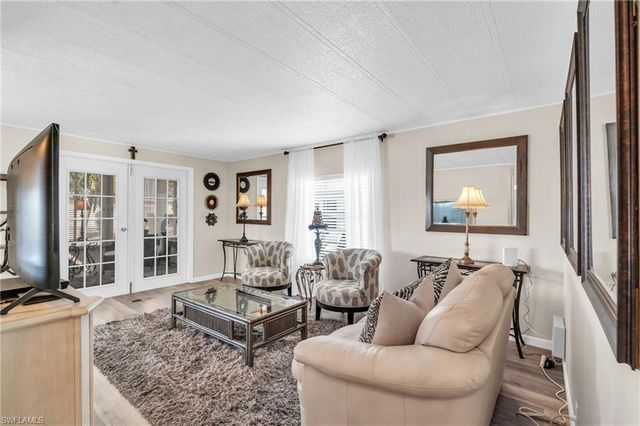 132 Nicklaus BLVD, North Fort Myers, FL 33903