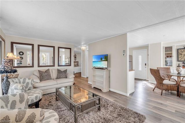 132 Nicklaus BLVD, North Fort Myers, FL 33903