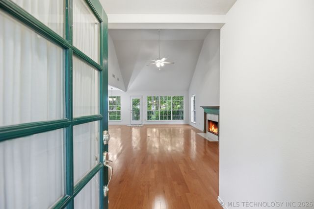 5516 S Delaware Court, Tulsa, OK 74105