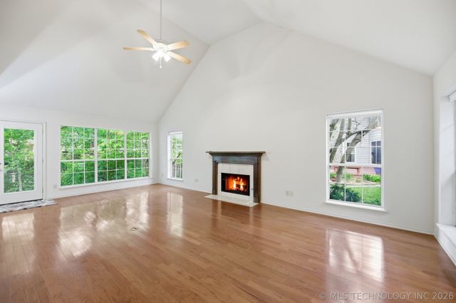 5516 S Delaware Court, Tulsa, OK 74105