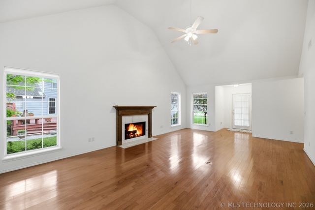 5516 S Delaware Court, Tulsa, OK 74105