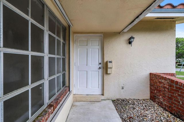 685 Ipswich Street 687, Boca Raton, FL 33487