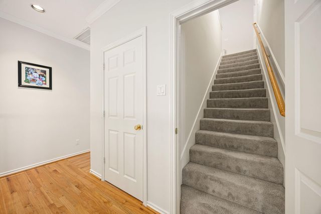 5842 Candlewood Lane, Houston, TX 77057