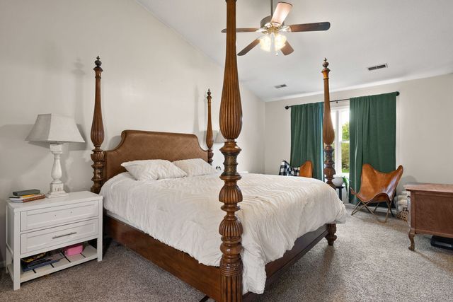 4873 Bald Eagle Court, Bettendorf, IA 52722