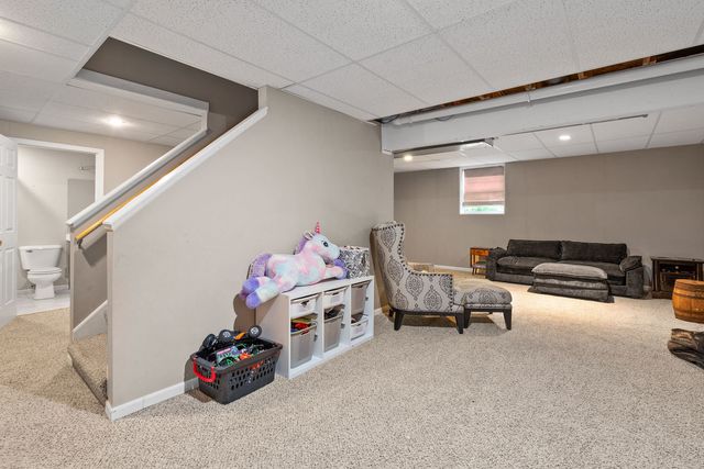 4873 Bald Eagle Court, Bettendorf, IA 52722