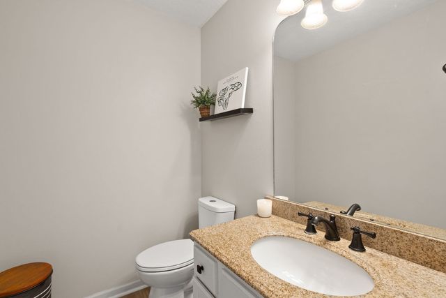 4873 Bald Eagle Court, Bettendorf, IA 52722