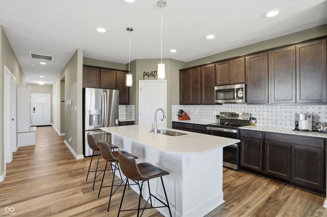 4672 Homestead Drive, Whitestown, IN 46075