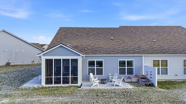 4672 Homestead Drive, Whitestown, IN 46075