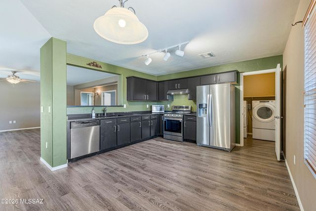 1240 S Brush Canyon Drive, Tucson, AZ 85710