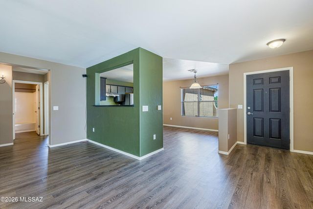 1240 S Brush Canyon Drive, Tucson, AZ 85710