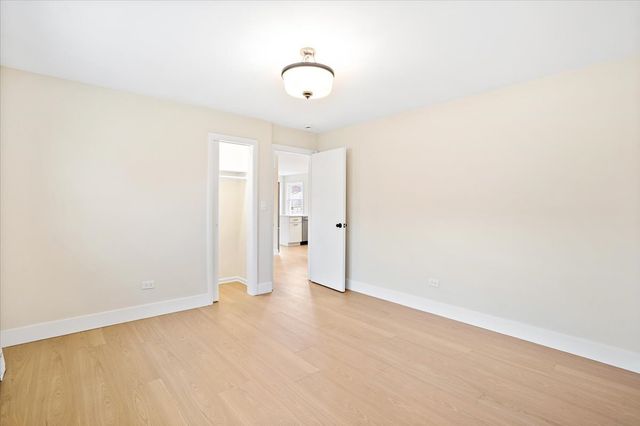 4849 N Newland Avenue, Chicago, IL 60656