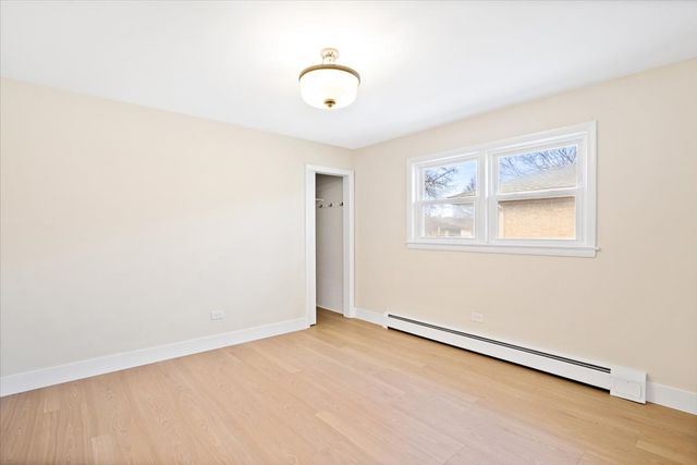 4849 N Newland Avenue, Chicago, IL 60656