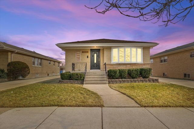 4849 N Newland Avenue, Chicago, IL 60656