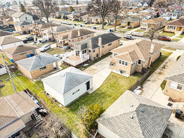 4849 N Newland Avenue, Chicago, IL 60656