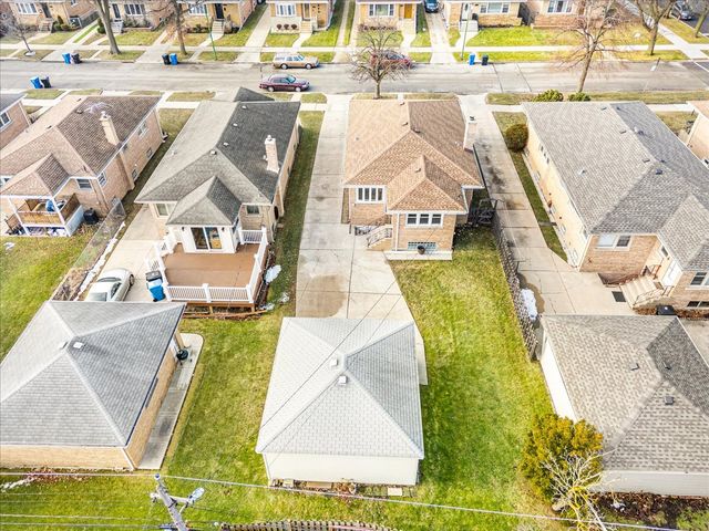 4849 N Newland Avenue, Chicago, IL 60656