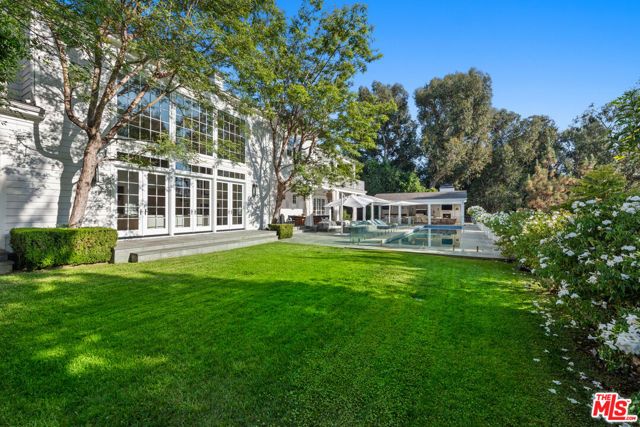 491 N Tigertail Road, Los Angeles, CA 90049