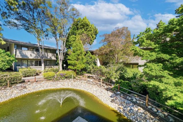 150 Saratoga 308, Santa Clara, CA 95051